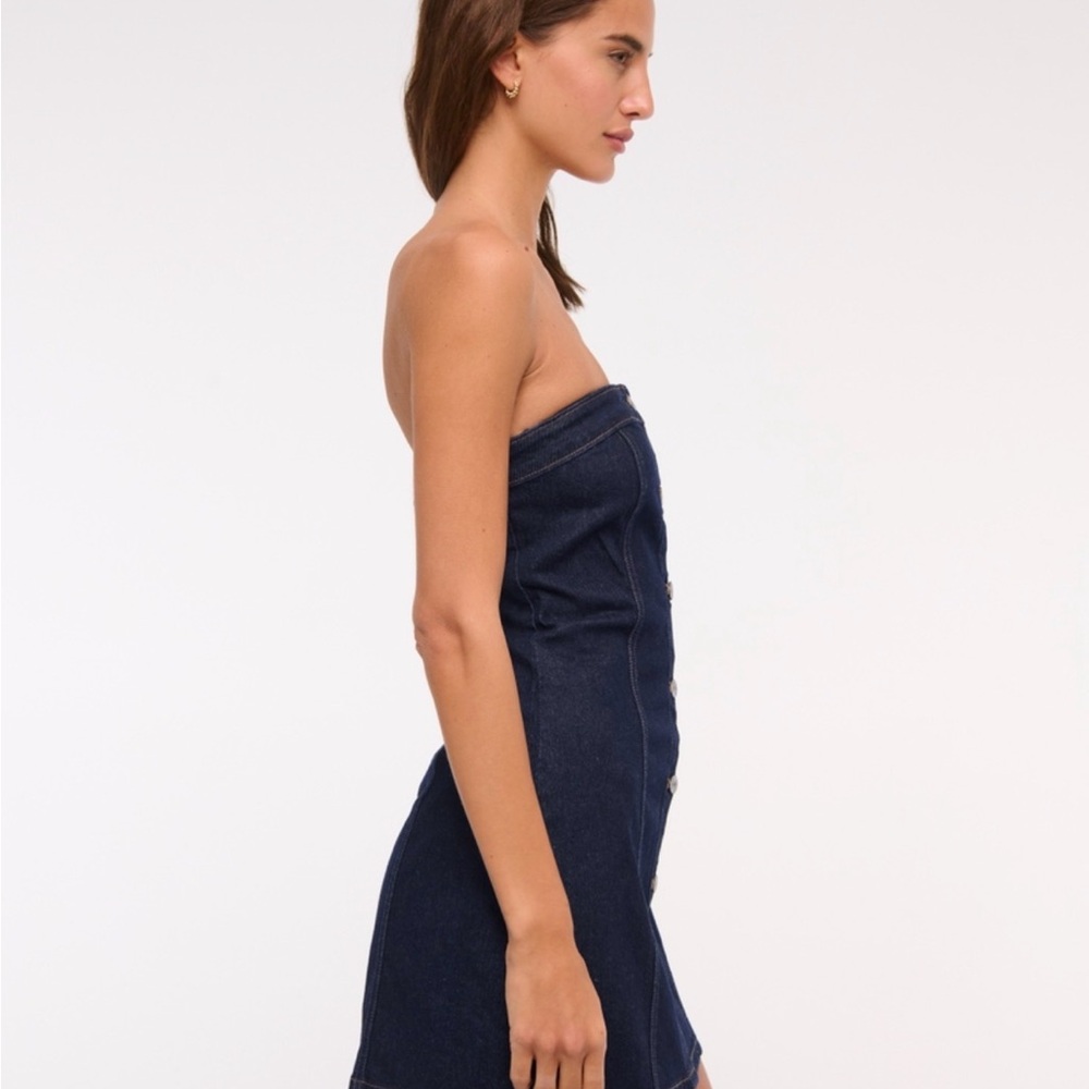 A&F Mara Strapless Denim Mini Dress - Picture 4 of 7